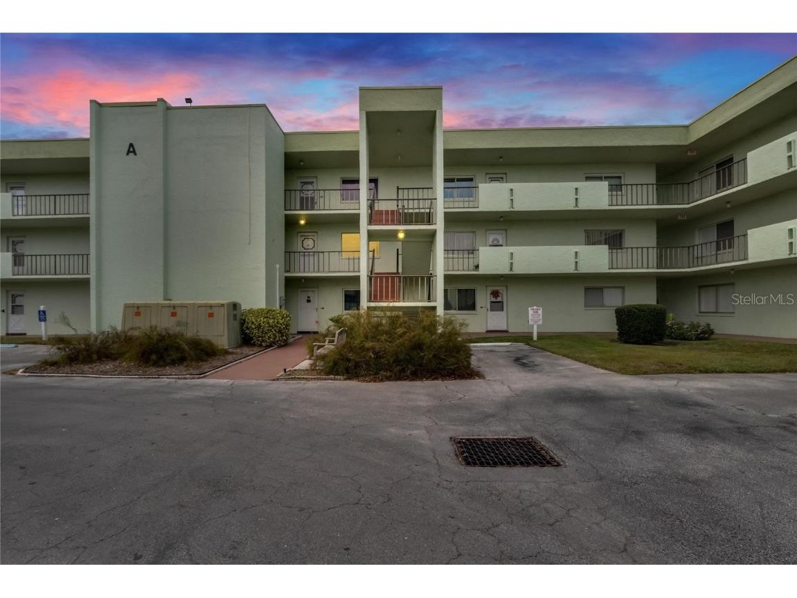 1130 N Lake Parker Avenue #A205 Lakeland FL 33805 - LAKE PARKER L4949929 image1