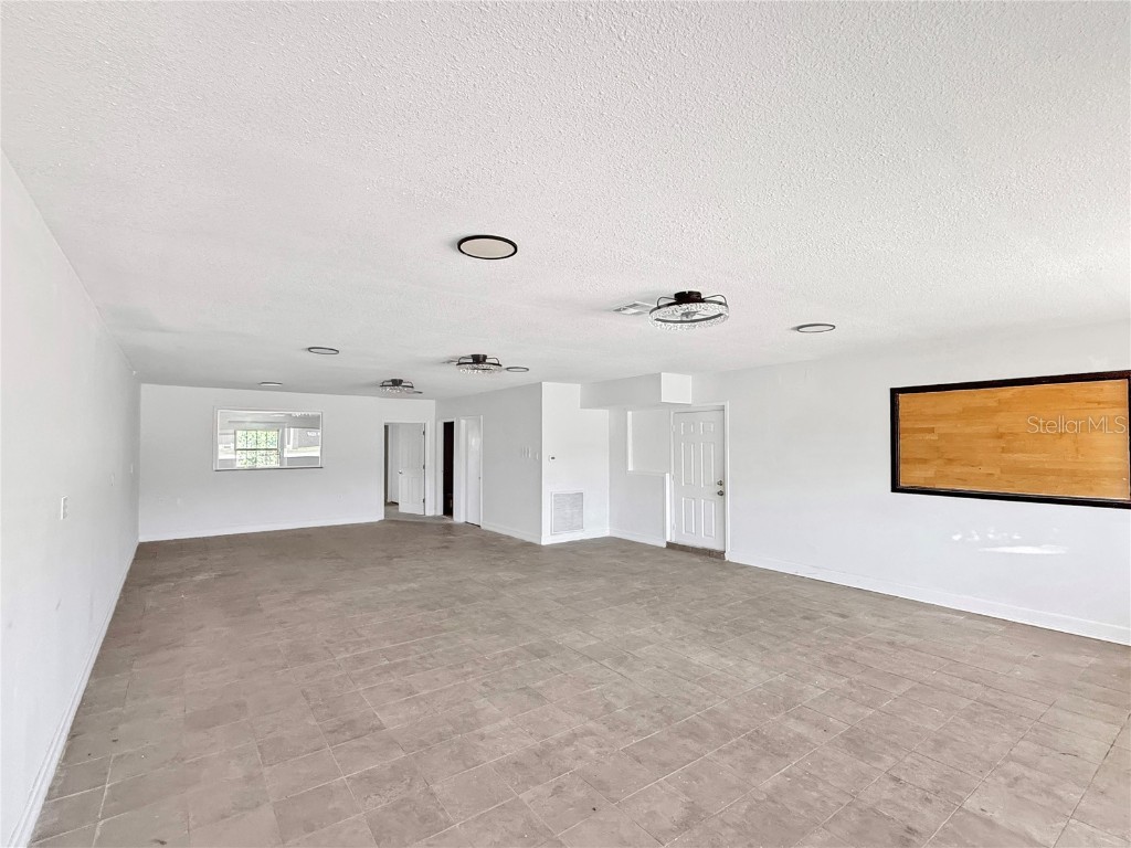 1130 N Ronald Reagan Boulevard Longwood FL 32750 O6351951 image4