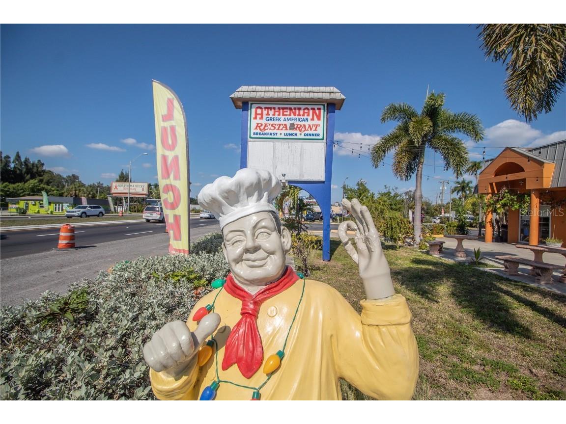 1130 N Tamiami Trail North Fort Myers FL 33903 C7518495 image15