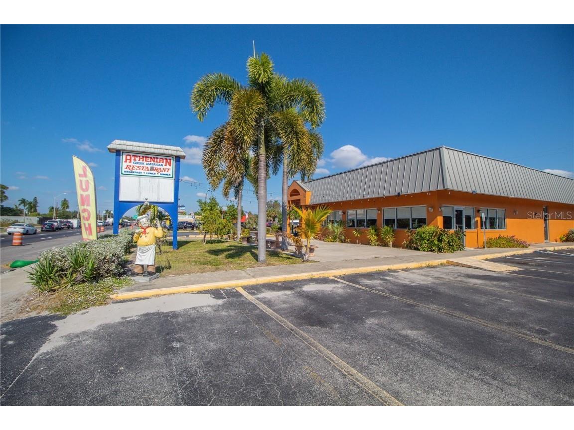 1130 N Tamiami Trail North Fort Myers FL 33903 C7518495 image16