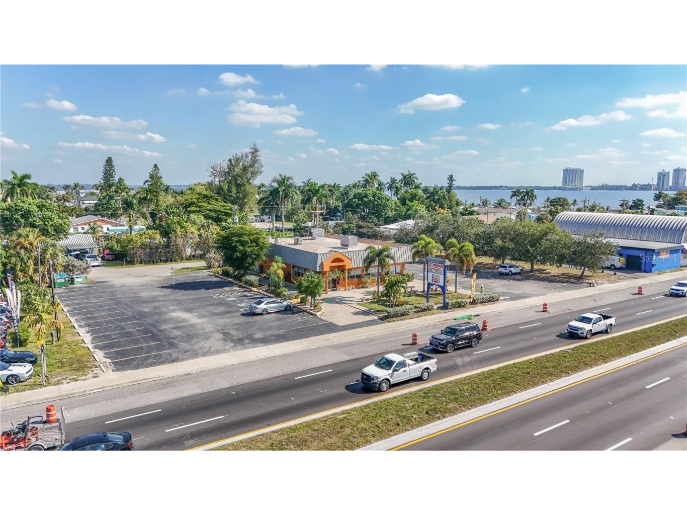 1130 N Tamiami Trail North Fort Myers FL 33903 C7518495 image5