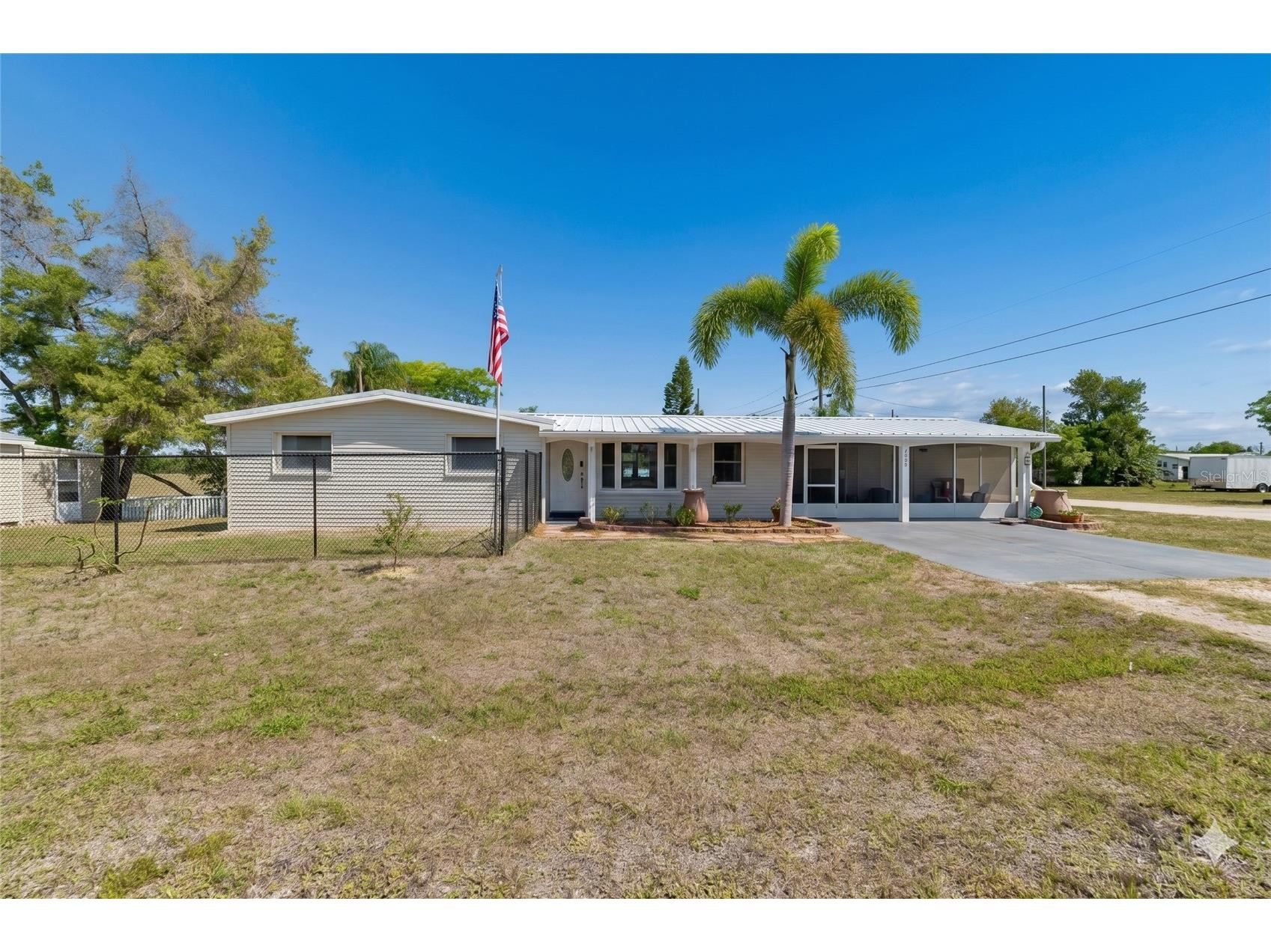 1130 Sweeney Drive Ruskin FL 33570 - LITTLE MANATEE RIVER TB8497087 image2