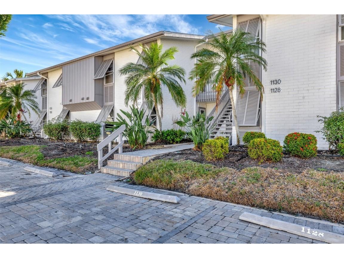 1130 W Peppertree Lane #118 Sarasota FL 34242 A4634273 image24