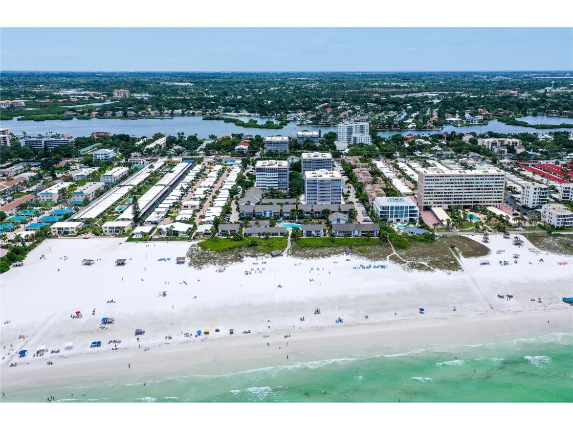 1130 W Peppertree Lane #118 Sarasota FL 34242 A4634273 image36