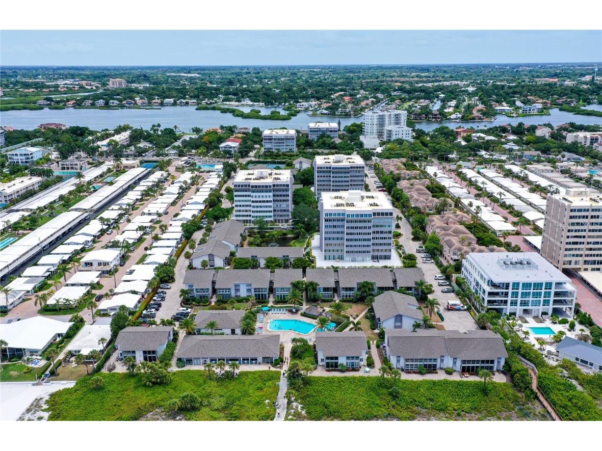 1130 W Peppertree Lane #118 Sarasota FL 34242 A4634273 image37