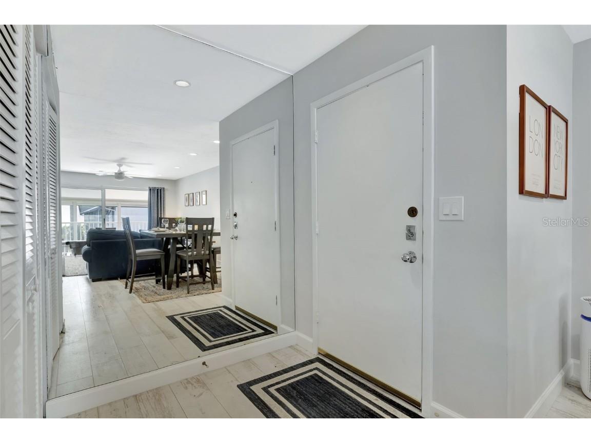 1130 W Peppertree Lane #118 Sarasota FL 34242 A4634273 image6