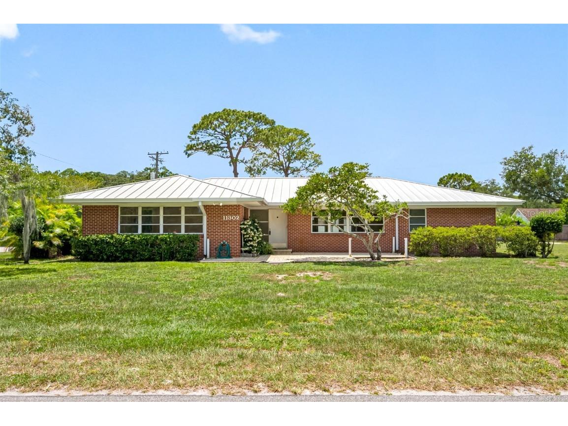 11302 N Oregon Avenue Tampa FL 33612 W7855652 image1