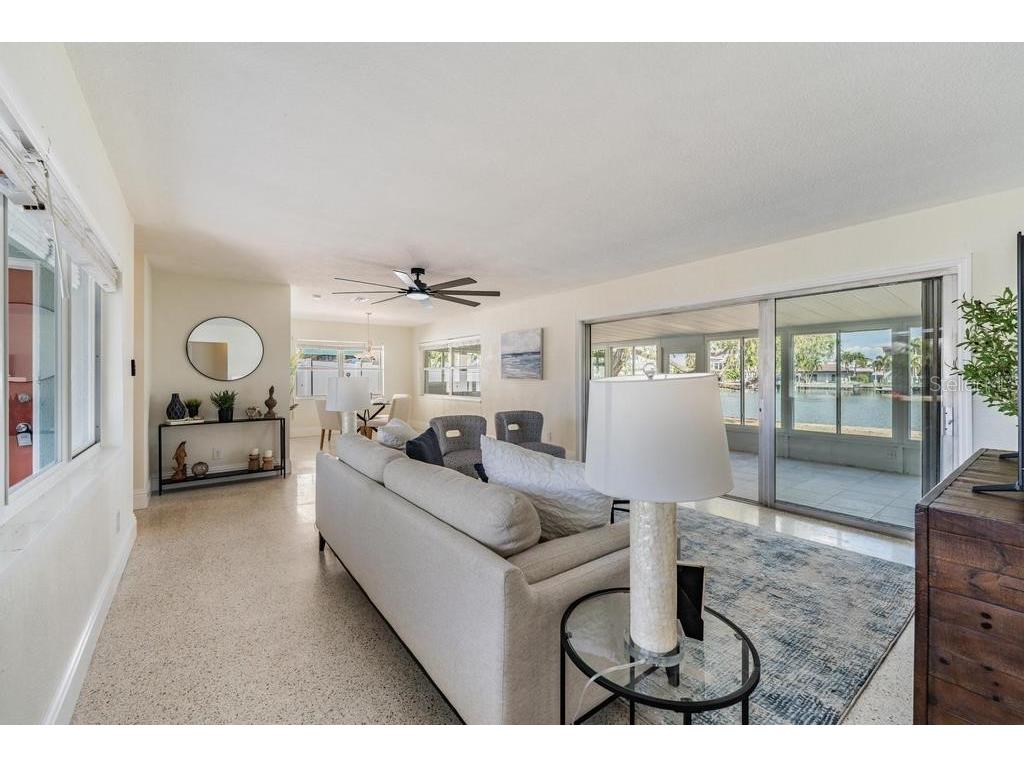 11305 5th Street E Treasure Island FL 33706 - BOCA CIEGA BAY TB8444763 image4