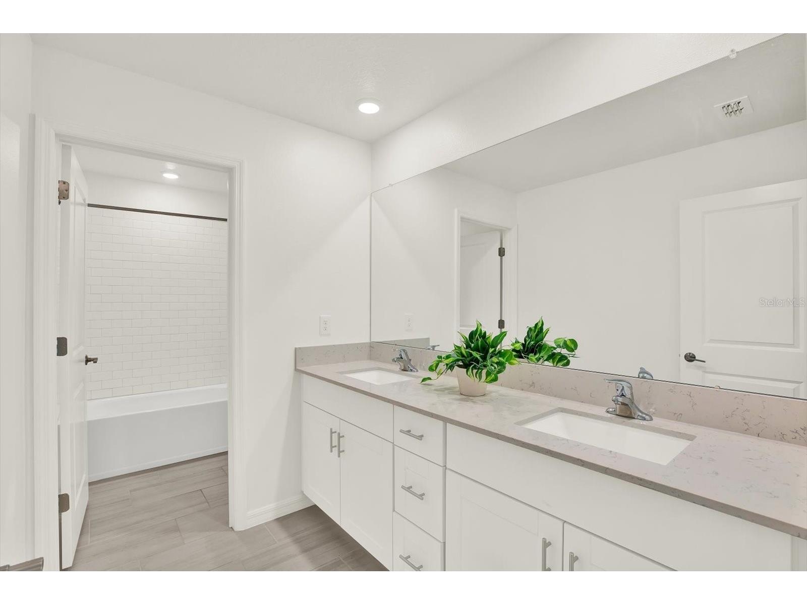 11307 Linden Depot Road San Antonio FL 33576 TB8487367 image28