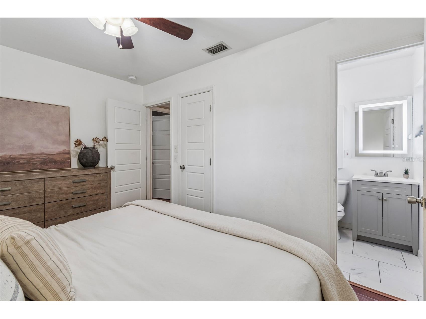 11307 N Boulevard Tampa FL 33612 TB8498222 image18