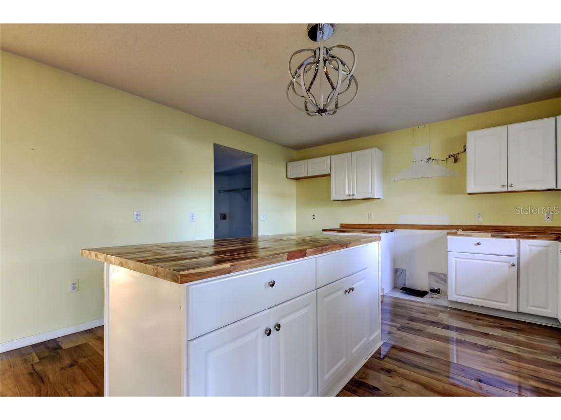 11309 Outrigger Avenue Spring Hill FL 34608 TB8334479 image12