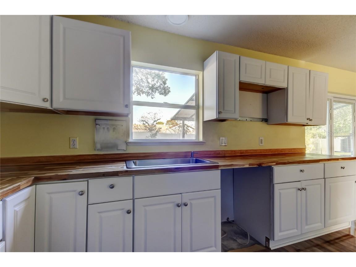 11309 Outrigger Avenue Spring Hill FL 34608 TB8334479 image16