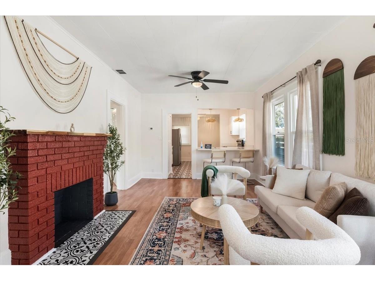 1131 10th Avenue S Saint Petersburg FL 33705 TB8476164 image2