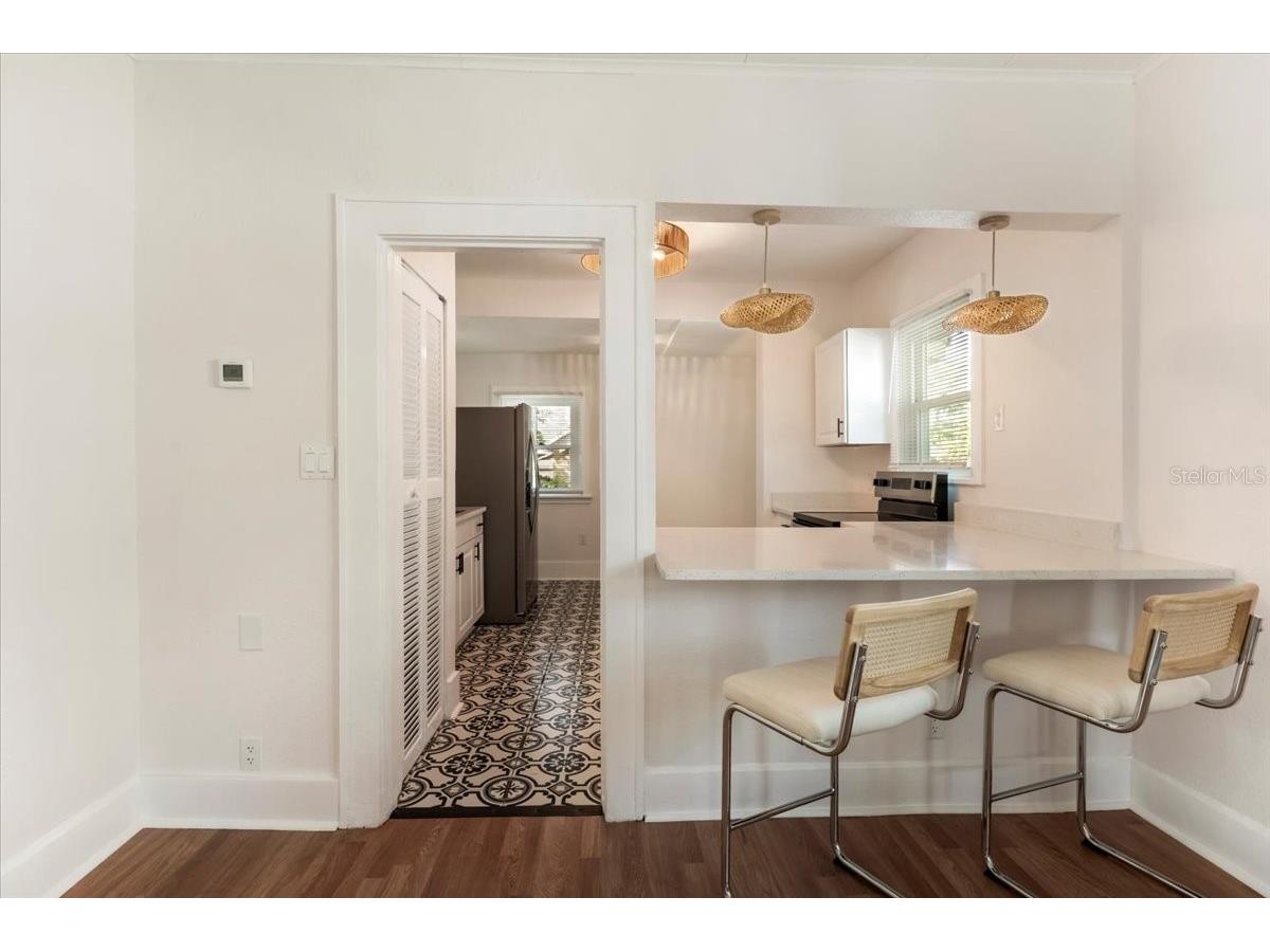 1131 10th Avenue S Saint Petersburg FL 33705 TB8476164 image6