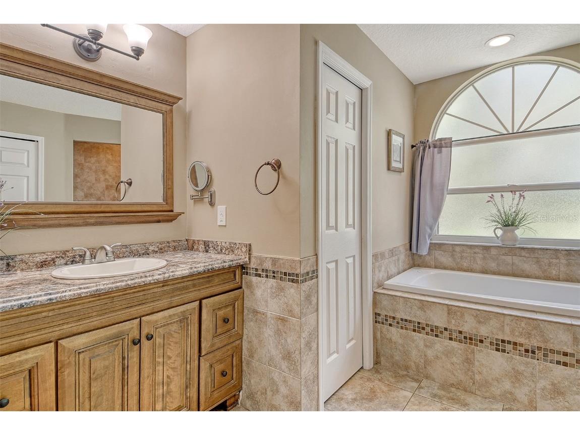 1131 133rd Street E Bradenton FL 34212 A4660072 image24