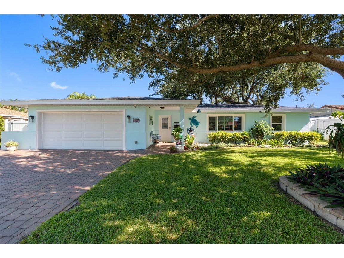 1131 45th Avenue NE Saint Petersburg FL 33703 TB8424675 image1