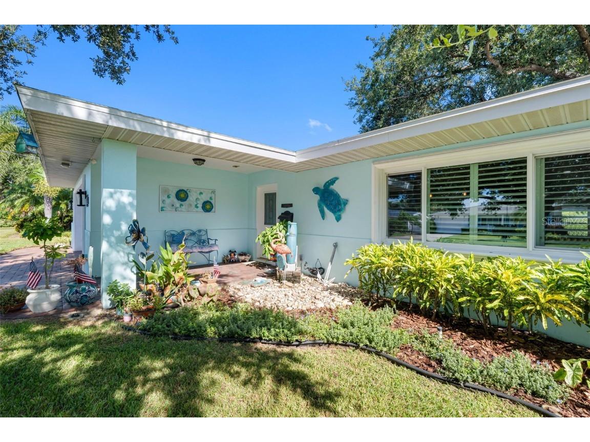 1131 45th Avenue NE Saint Petersburg FL 33703 TB8424675 image17