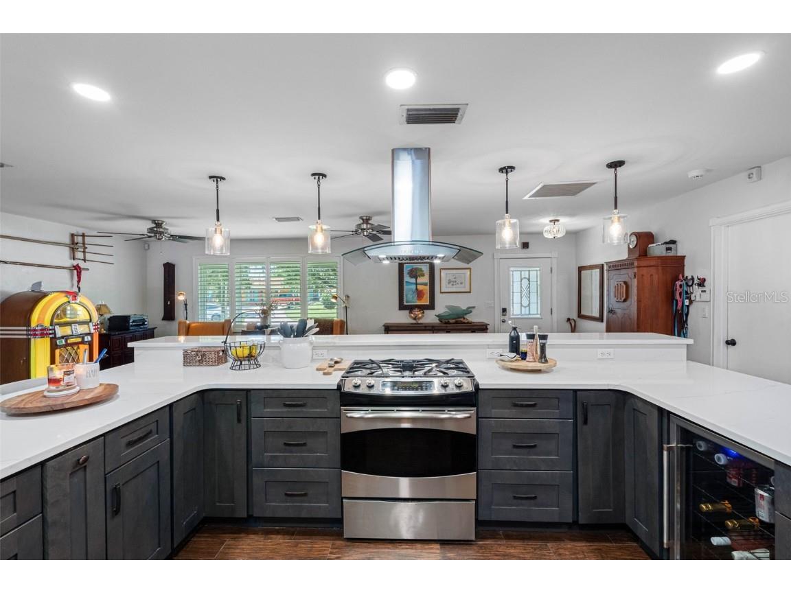 1131 45th Avenue NE Saint Petersburg FL 33703 TB8424675 image26