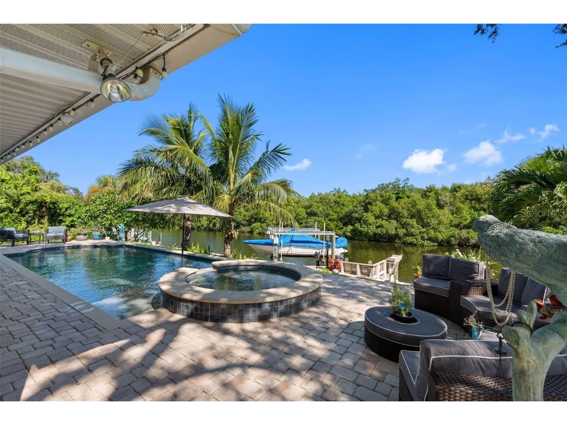 1131 45th Avenue NE Saint Petersburg FL 33703 TB8424675 image50