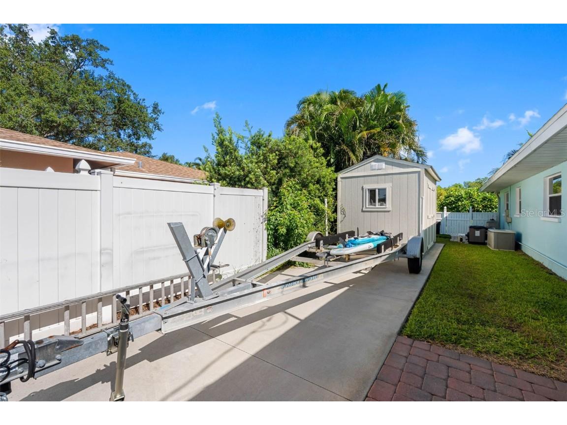 1131 45th Avenue NE Saint Petersburg FL 33703 TB8424675 image58