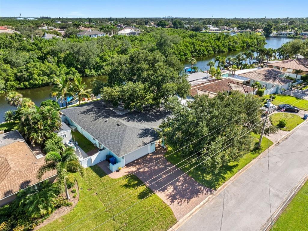 1131 45th Avenue NE Saint Petersburg FL 33703 TB8424675 image91