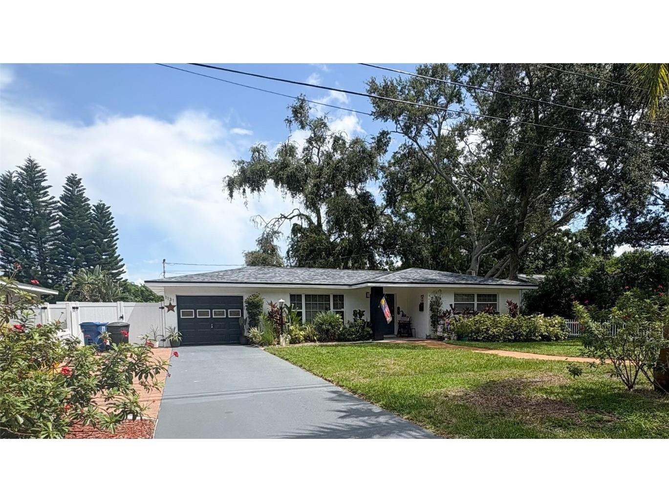 1131 60th Ave S Saint Petersburg FL 33705 TB8355479 image1