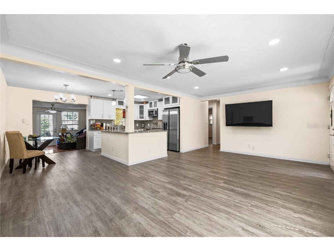 1131 60th Ave S Saint Petersburg FL 33705 TB8355479 image16