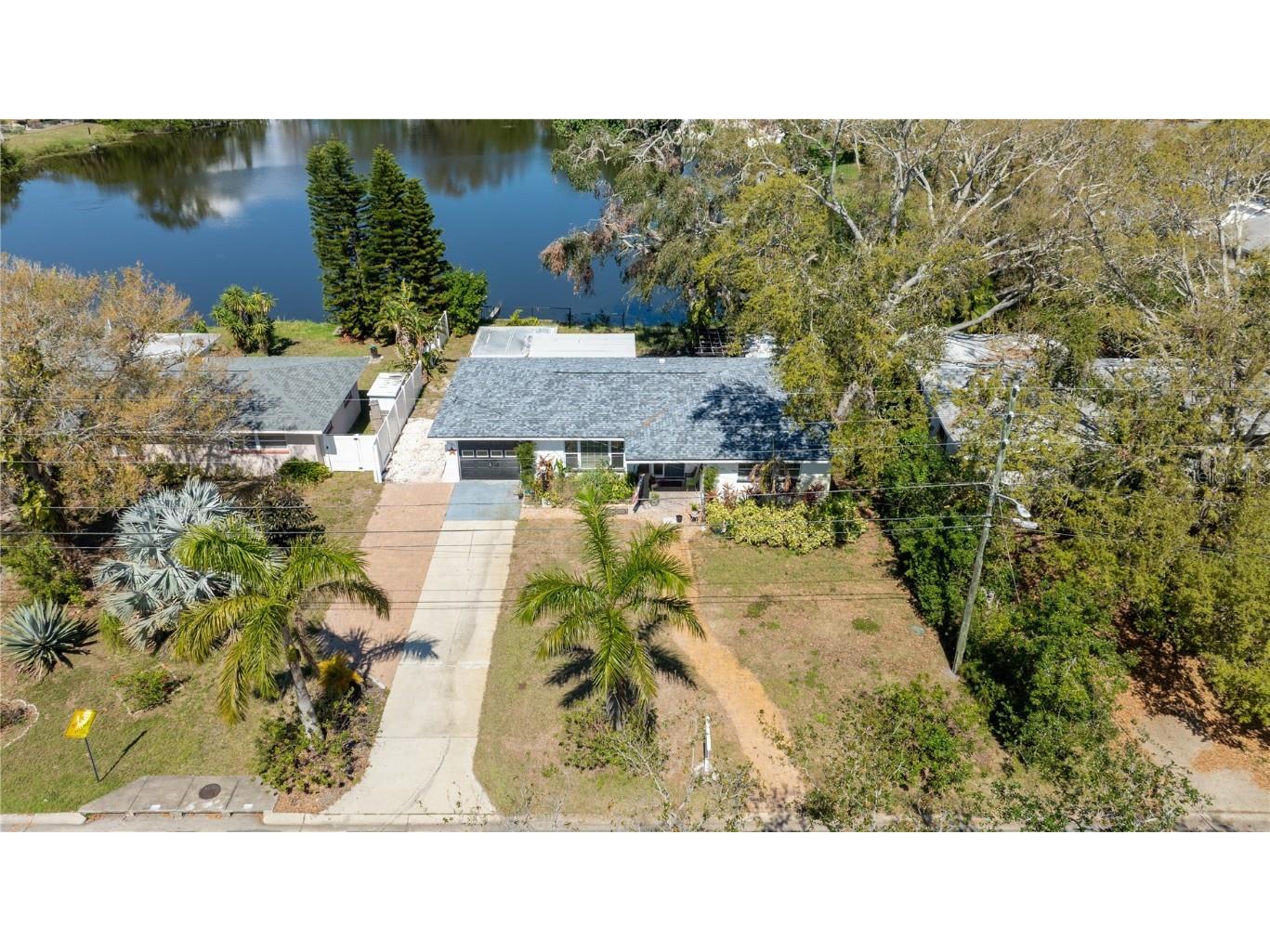 1131 60th Ave S Saint Petersburg FL 33705 TB8355479 image4