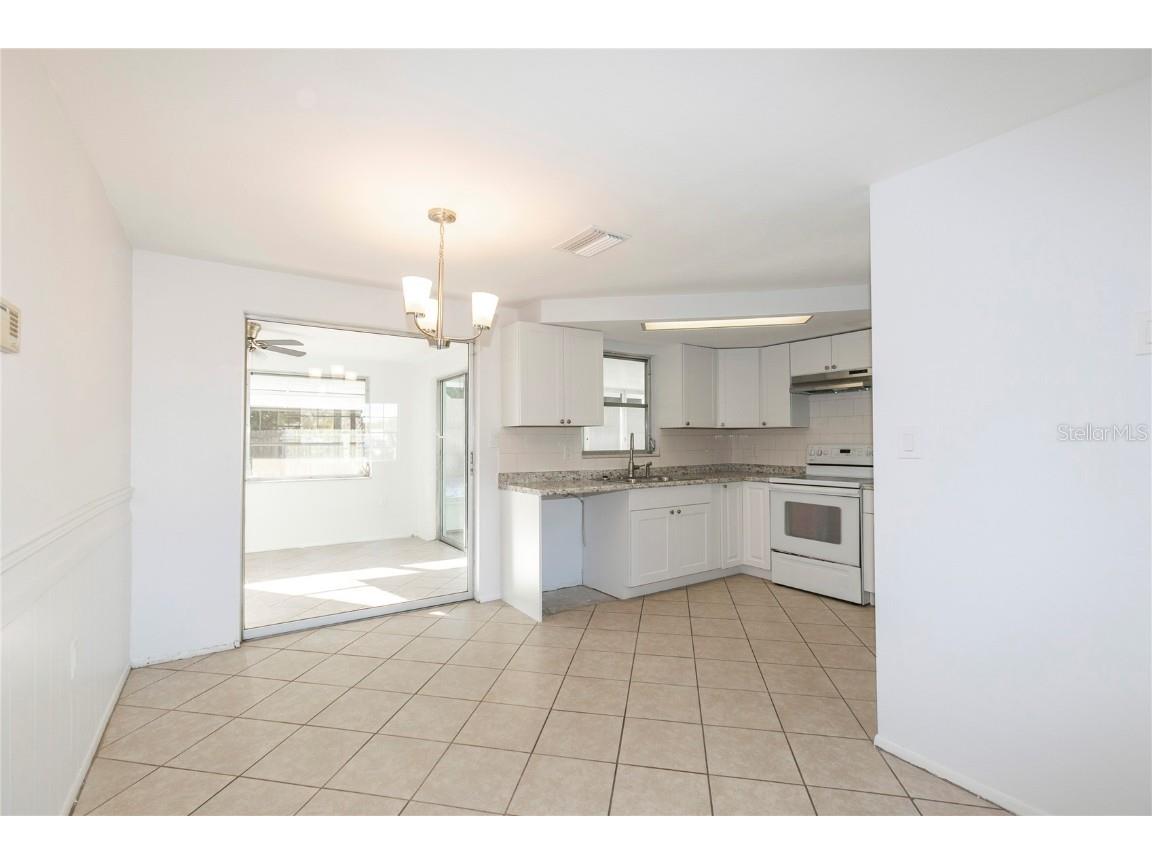 1131 Dartmouth Drive Holiday FL 34691 TB8398527 image4