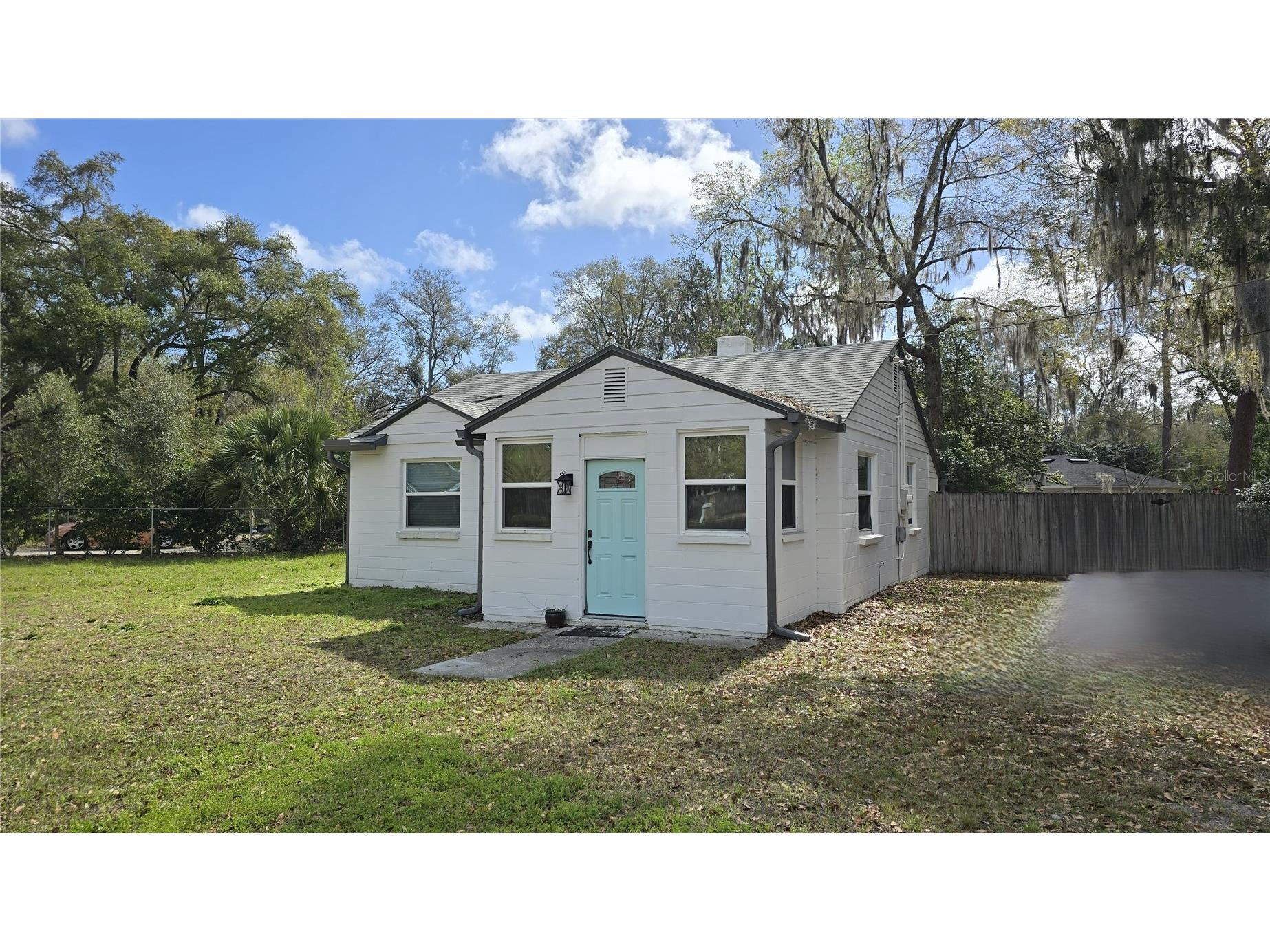 1131 NE 10th Avenue Gainesville FL 32601 GC538676 image2