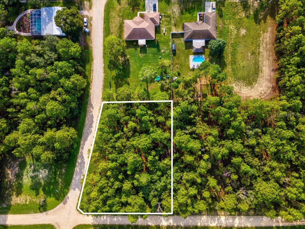 11312 W Sandpiper Avenue Weeki Wachee FL 34614 W7866794 image1