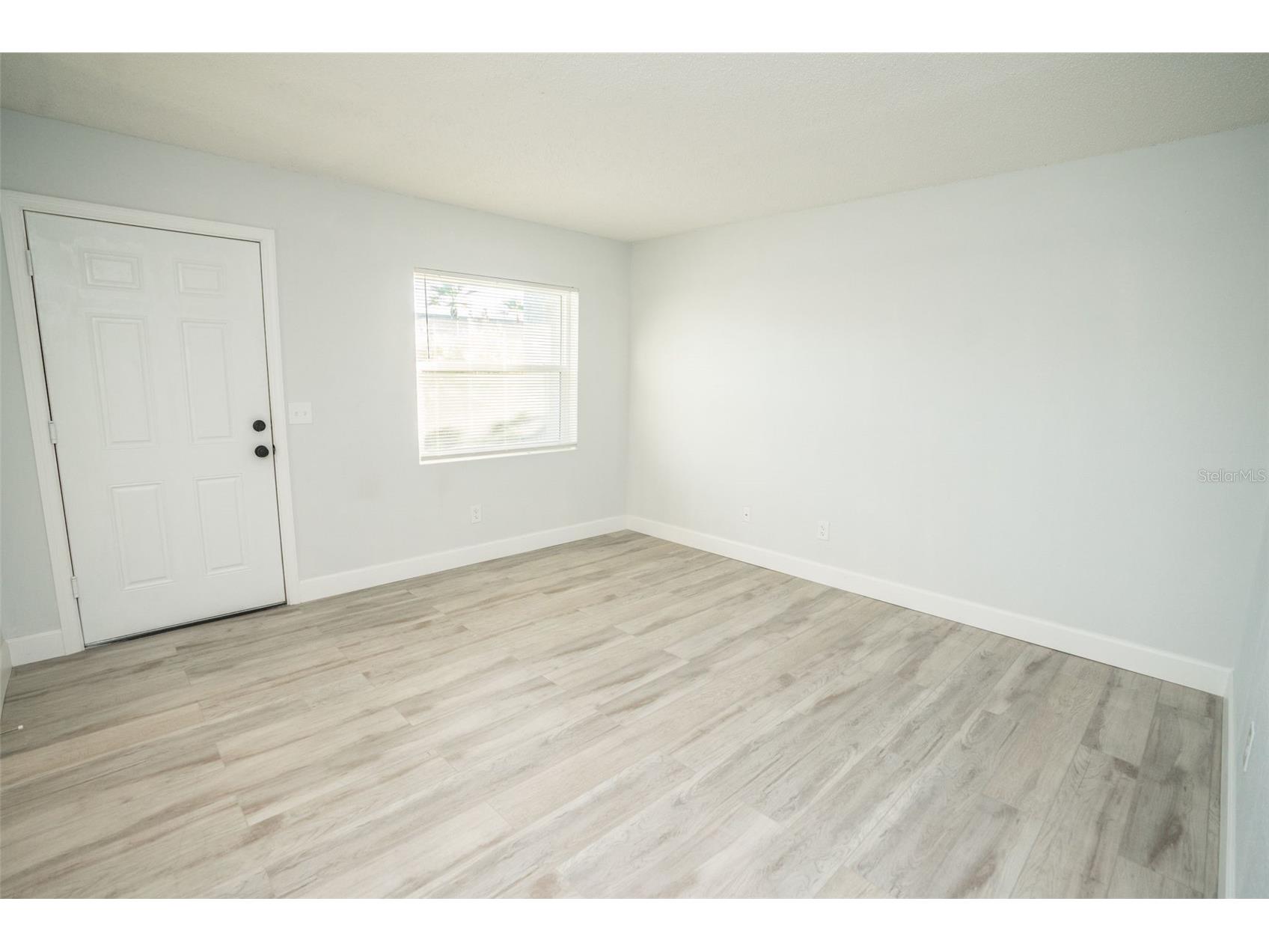 11314 N 52nd Street #B13 Tampa FL 33617 TB8483262 image3