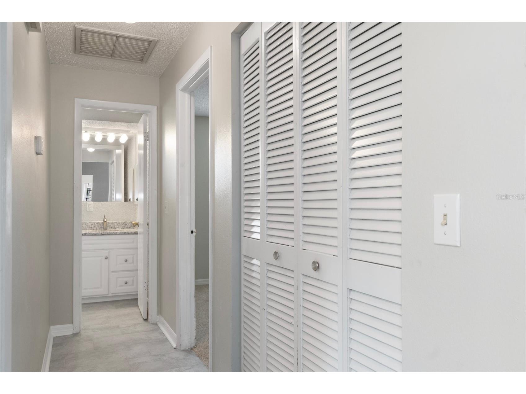 11315 N Ola Avenue Tampa FL 33612 TB8505370 image28
