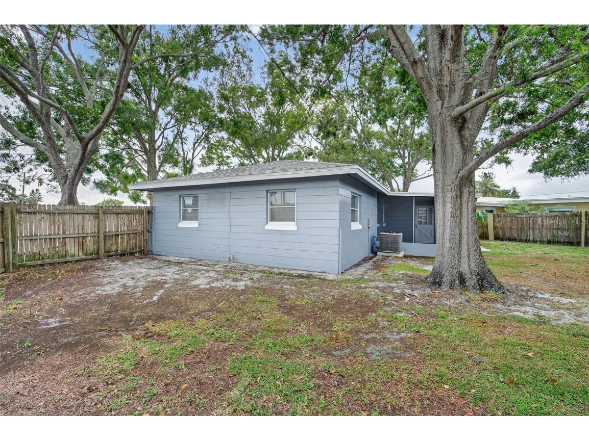 11319 62nd Avenue Seminole FL 33772 TB8434425 image16