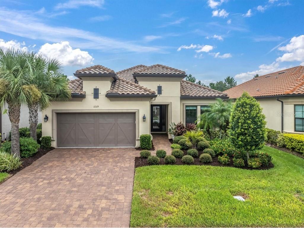 11319 Juglans Drive Odessa FL 33556 W7878859 image1