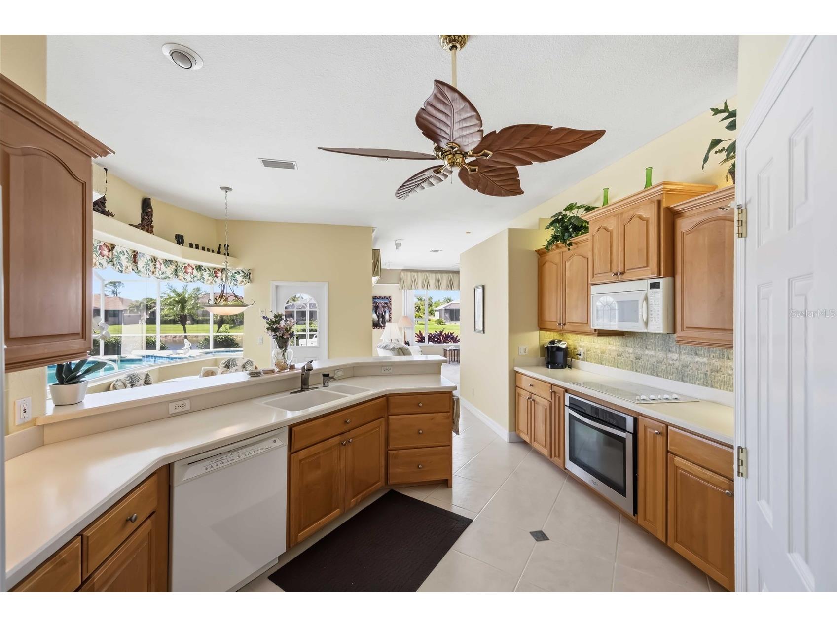 1132 Boundary Boulevard Rotonda West FL 33947 D6146670 image16