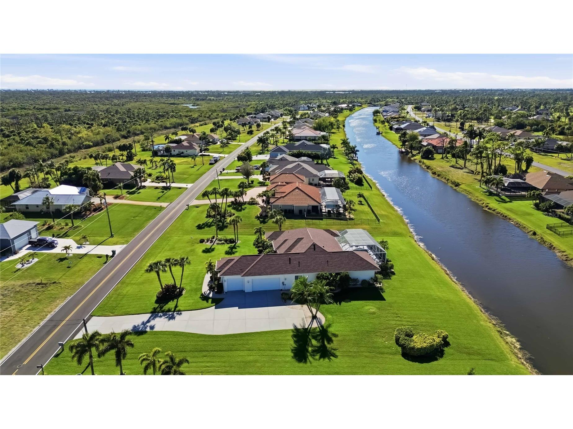 1132 Boundary Boulevard Rotonda West FL 33947 D6146670 image4