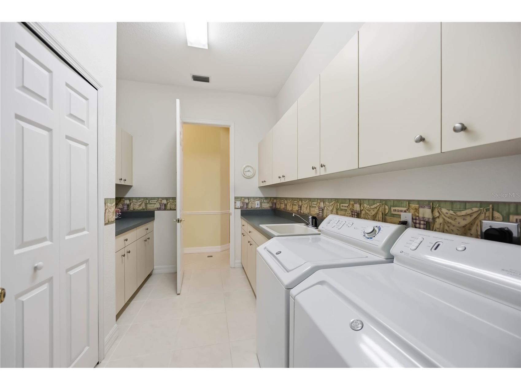1132 Boundary Boulevard Rotonda West FL 33947 D6146670 image44