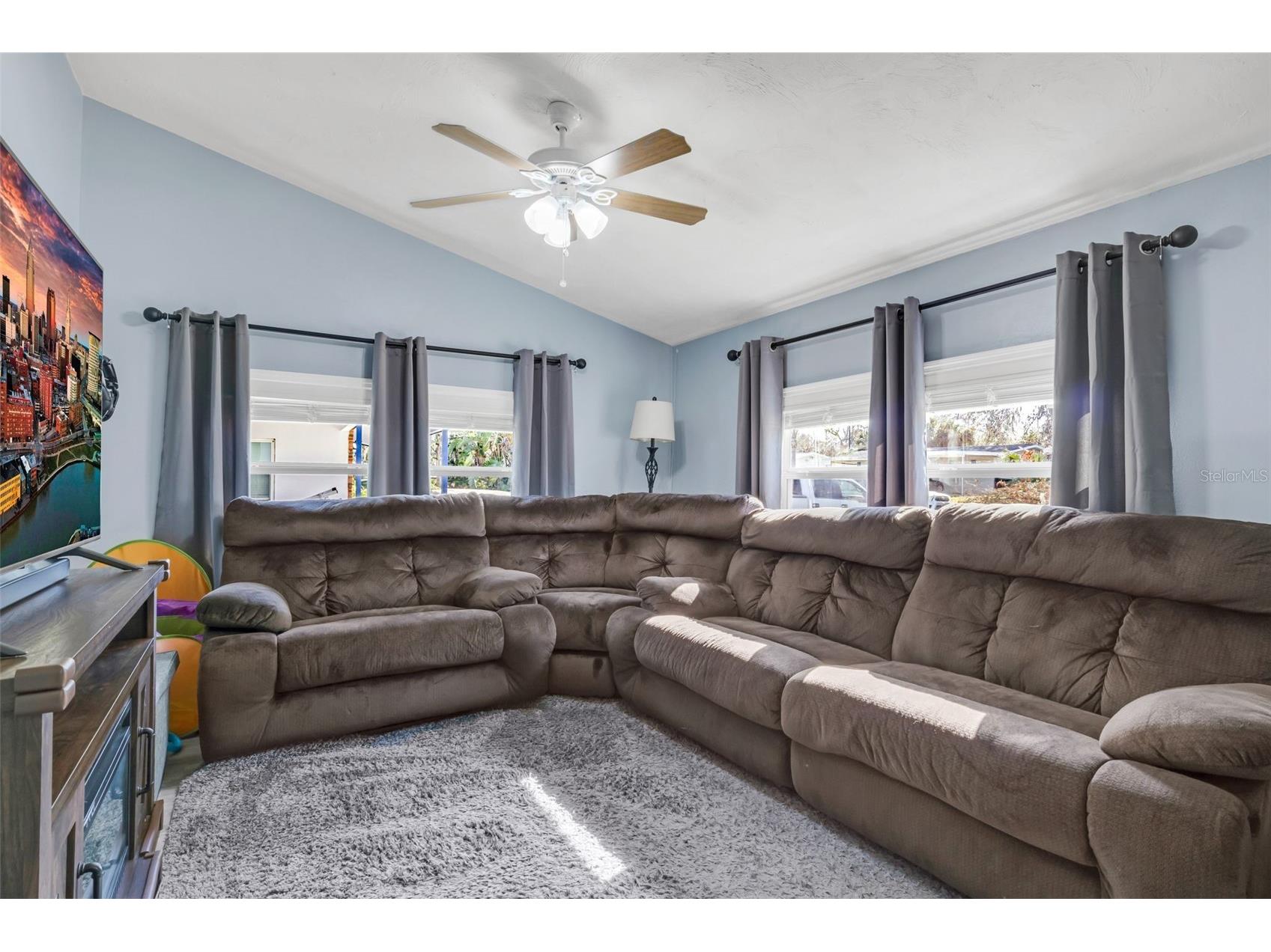 1132 Clearwater Road Daytona Beach FL 32114 NS1088160 image19