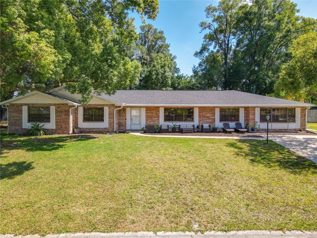 1132 Valley View Lane Deland FL 32720 V4936546 image1