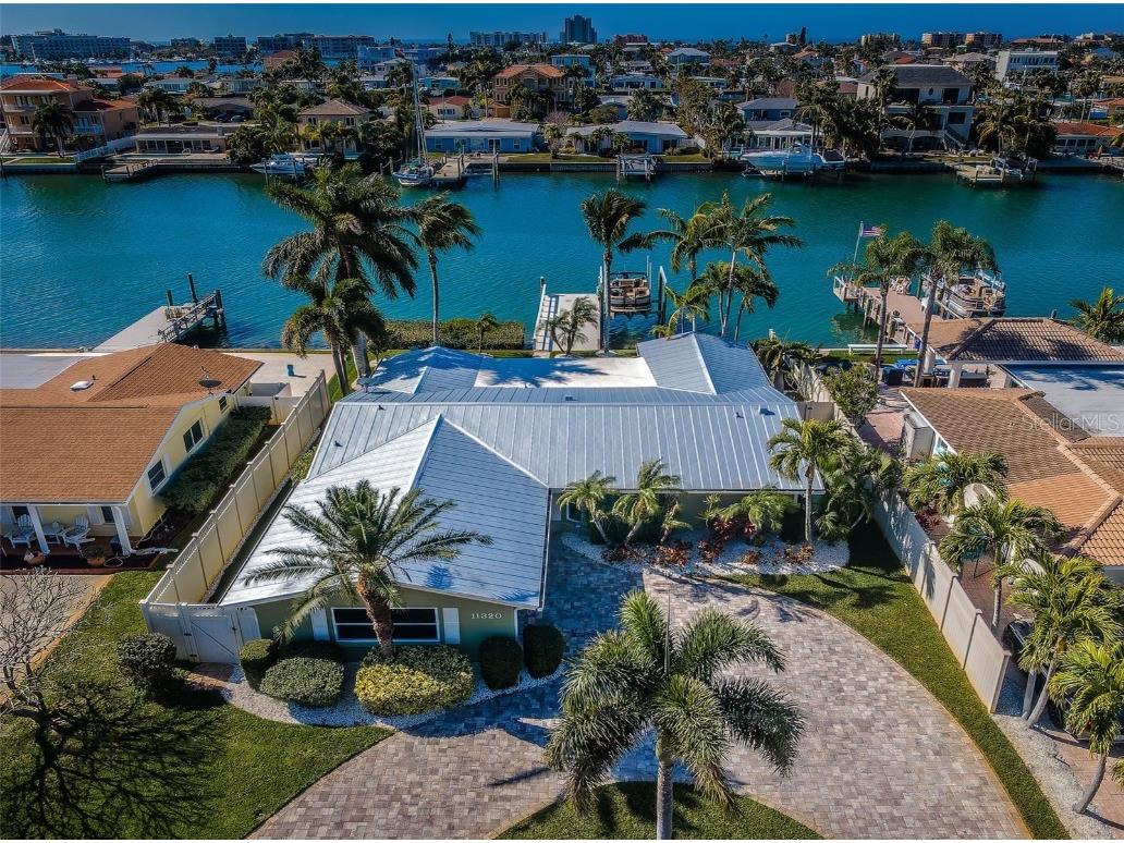 11320 8th Street E Treasure Island FL 33706 - BOCA CIEGA BAY U8227422 image1