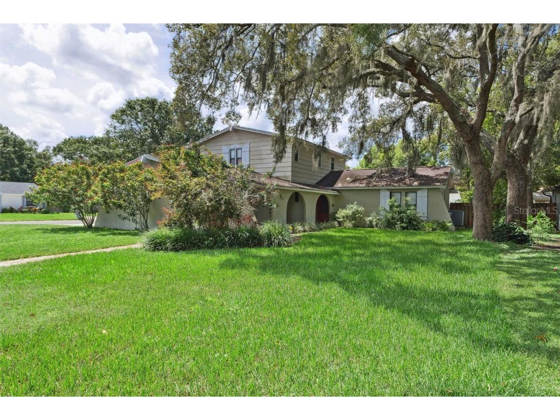 11320 Carrollwood Estates Drive Tampa FL 33618 TB8406058 image1