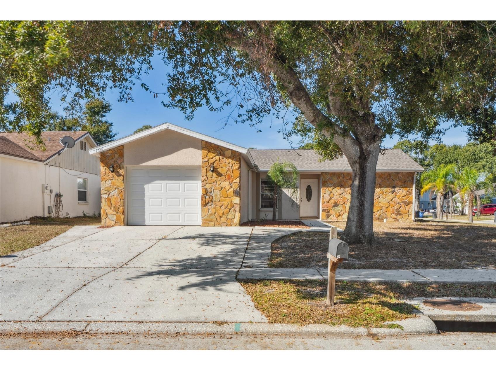 11321 Blackbark Drive Riverview FL 33579 TB8451051 image1