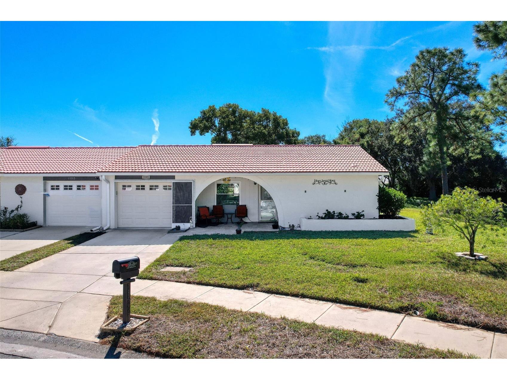 11321 Stansberry Drive Port Richey FL 34668 W7880610 image1