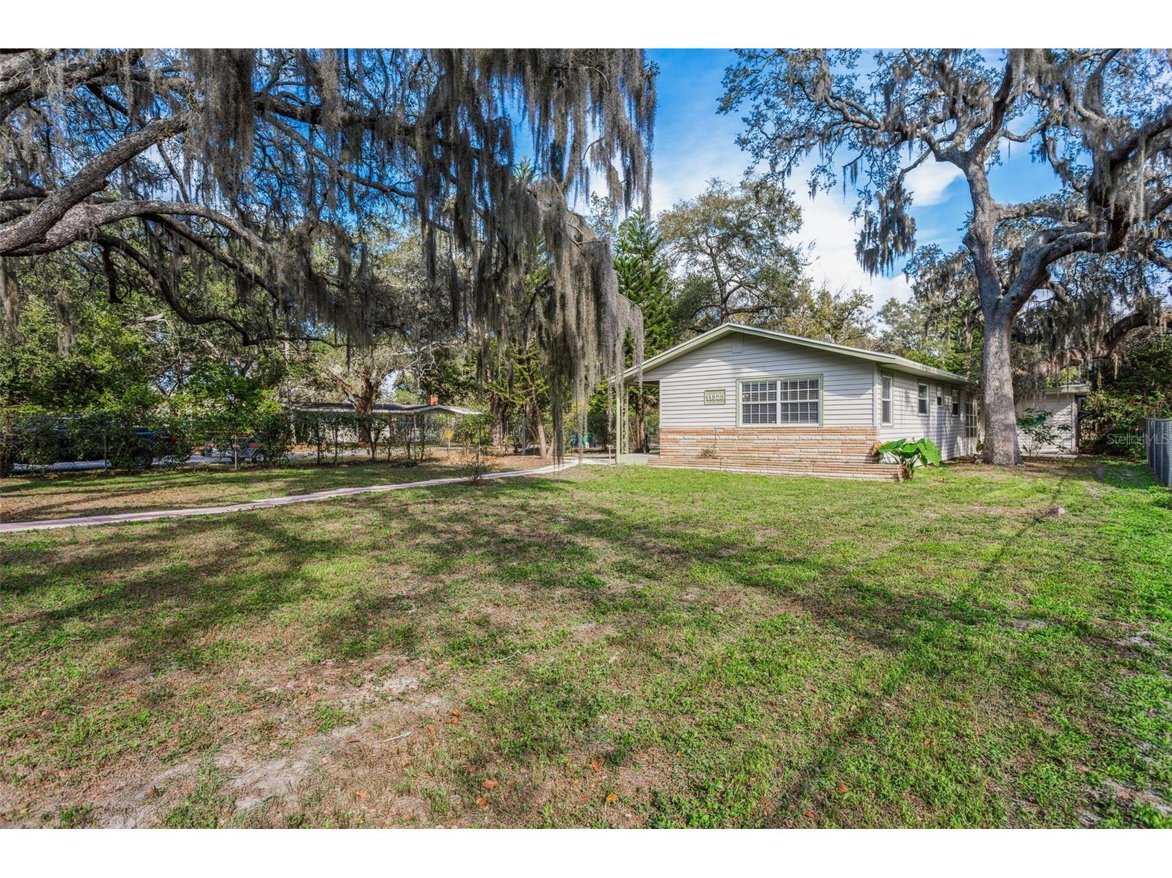 11323 Marjory Avenue Tampa FL 33612 TB8465078 image1