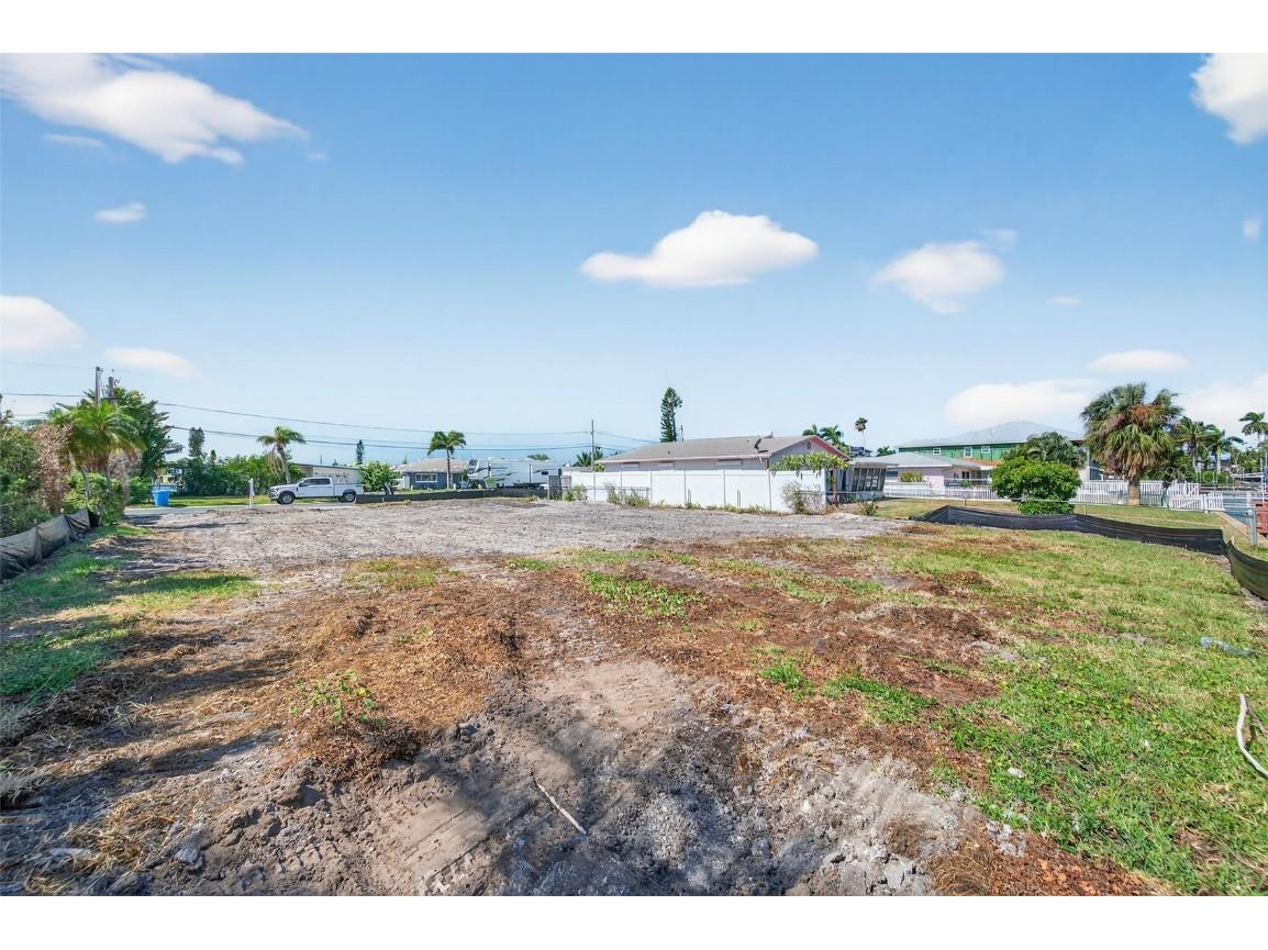 11325 4th Street E Treasure Island FL 33706 TB8436406 image13