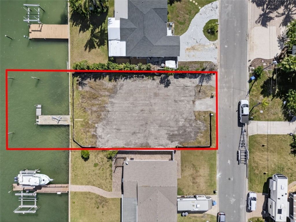 11325 4th Street E Treasure Island FL 33706 TB8436406 image17