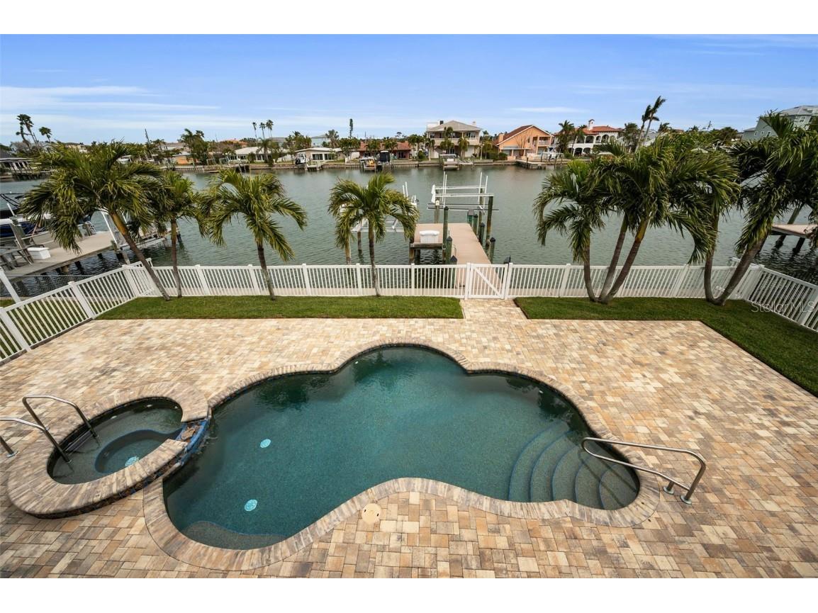 11325 5th Street E Treasure Island FL 33706 - BOCA CIEGA BAY TB8338321 image16