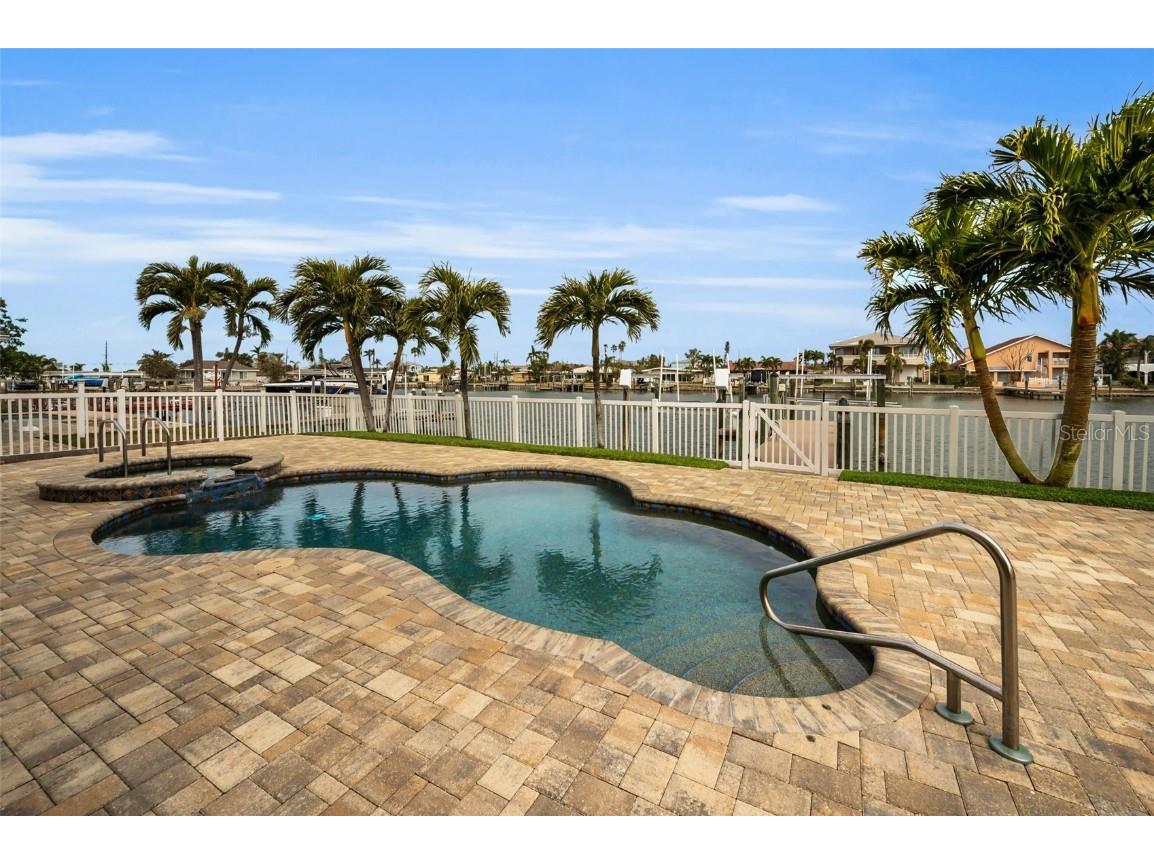 11325 5th Street E Treasure Island FL 33706 - BOCA CIEGA BAY TB8338321 image56