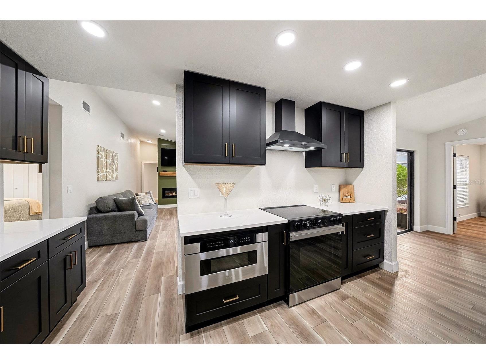 11325 Glenmont Drive Tampa FL 33635 TB8502029 image12